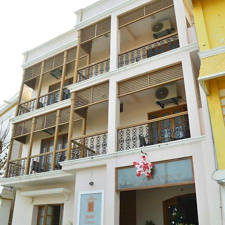 考斯查波海滨传统酒店 蓬蒂切里 外观 照片